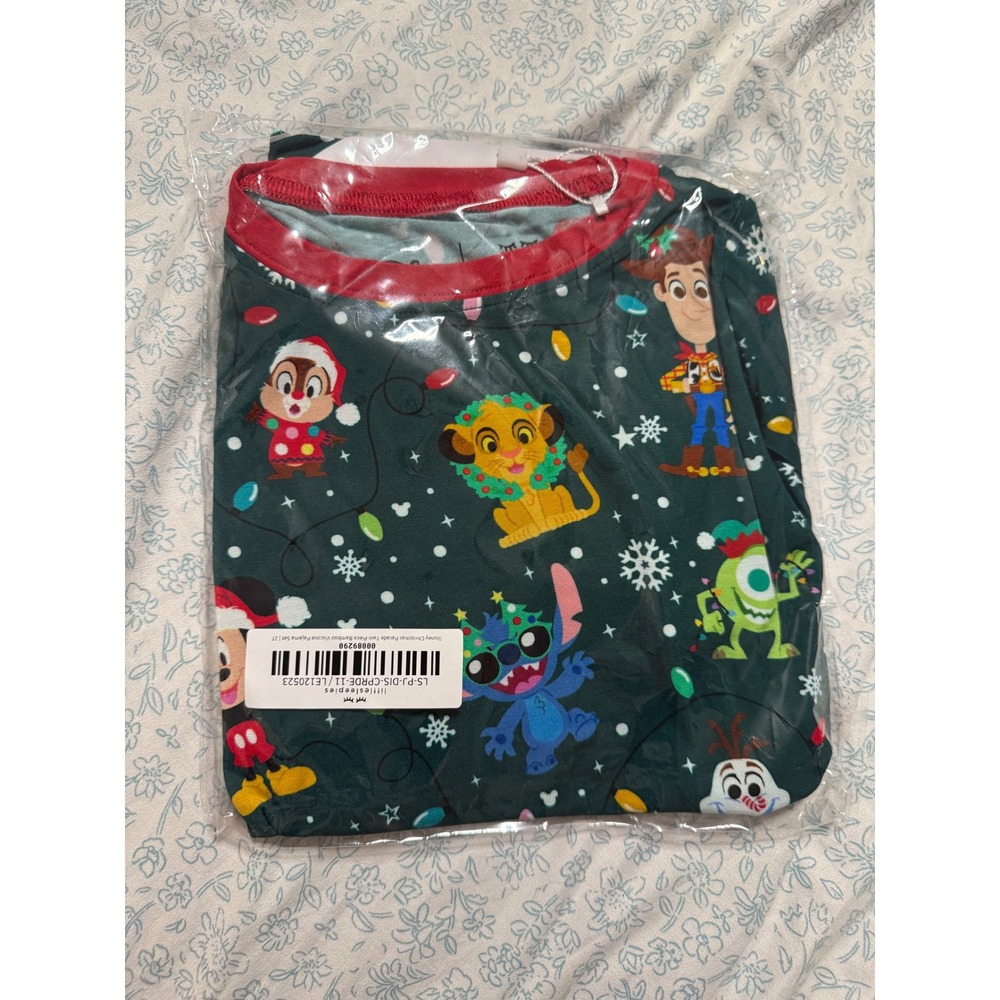 New Little Sleepies Disney Christmas Parade 2T 2023 Sold Out Holiday PJs Bamboo - Picture 2 of 3
